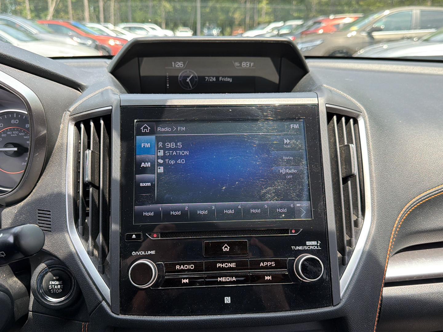 Used 2018 Ice Silver Metallic Subaru Limited image 17