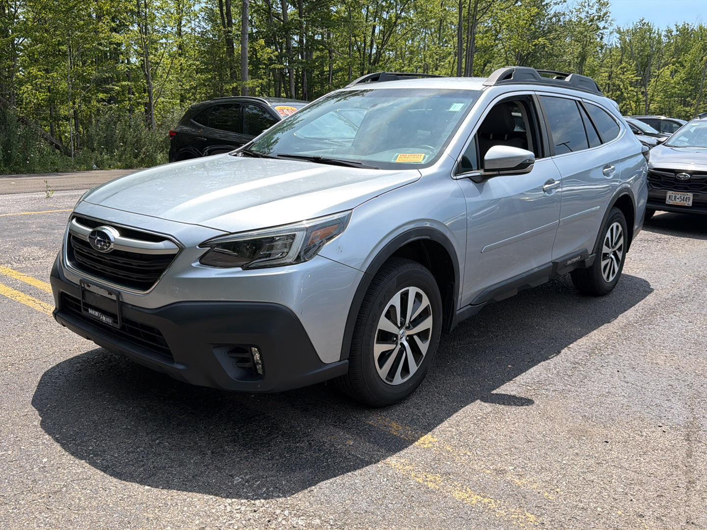 Used 2020 Ice Silver Metallic Subaru Premium image 12