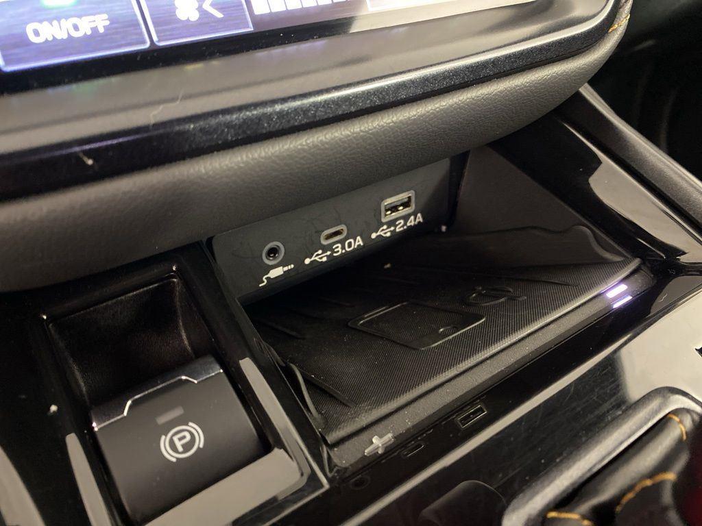 Used 2024 Ice Silver Metallic Subaru Wilderness image 17