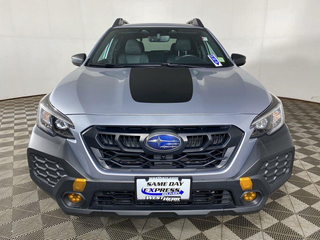 Used 2024 Ice Silver Metallic Subaru Wilderness image 9
