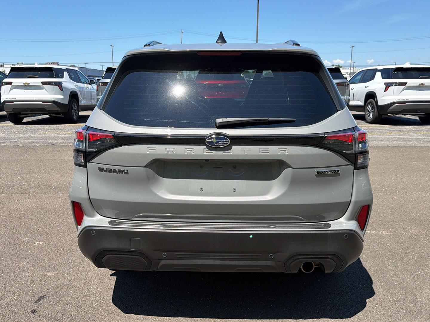 Used 2025 River Rock Pearl Subaru Touring image 7