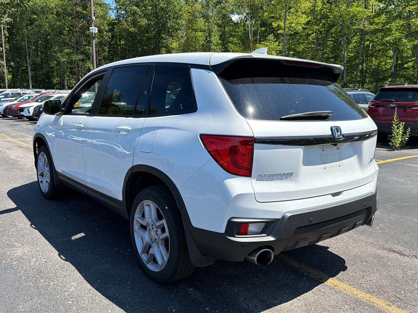 Used 2024 Platinum White Pearl Honda EX-L image 10