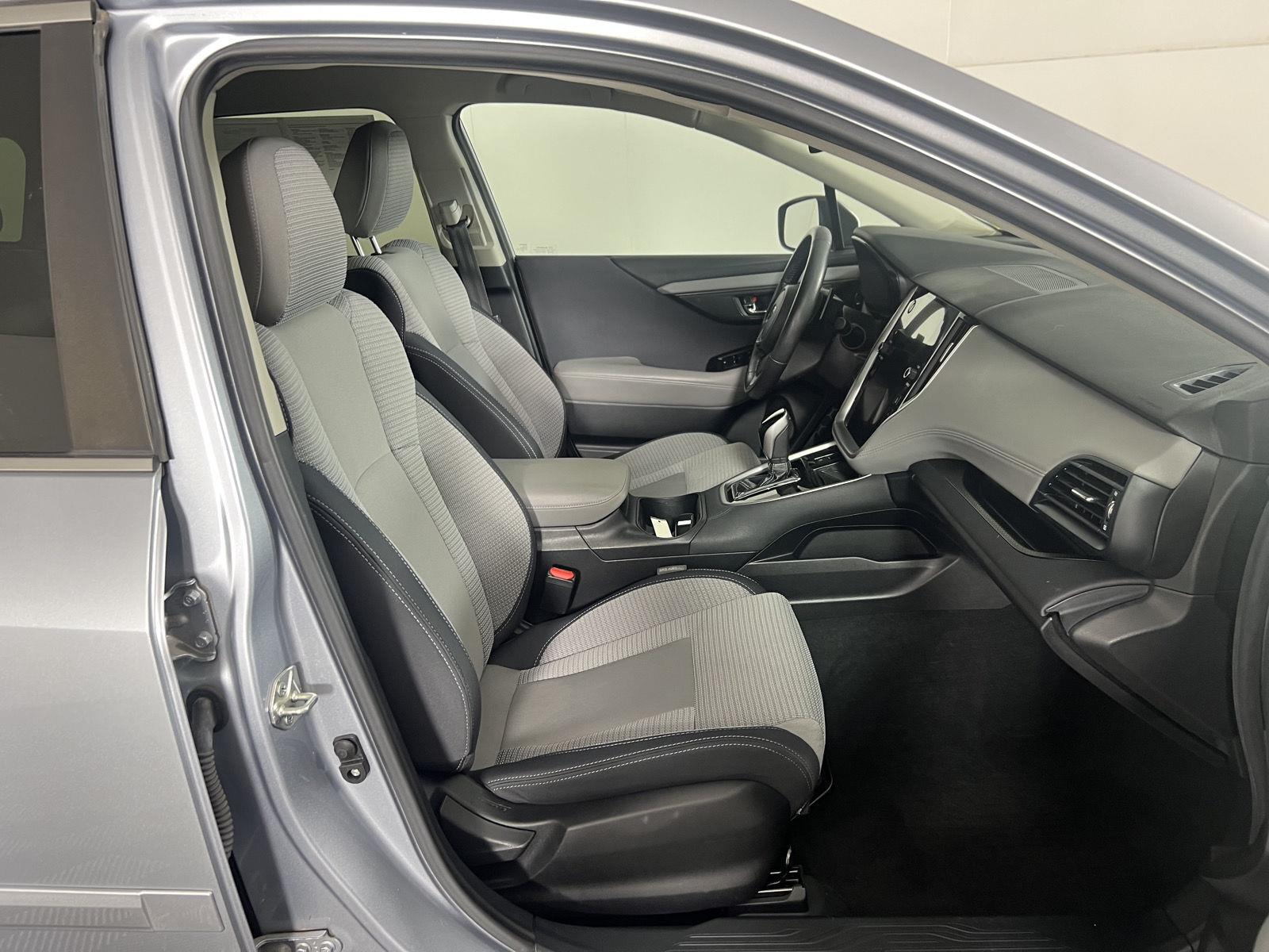 Used 2020 Ice Silver Metallic Subaru Premium image 28