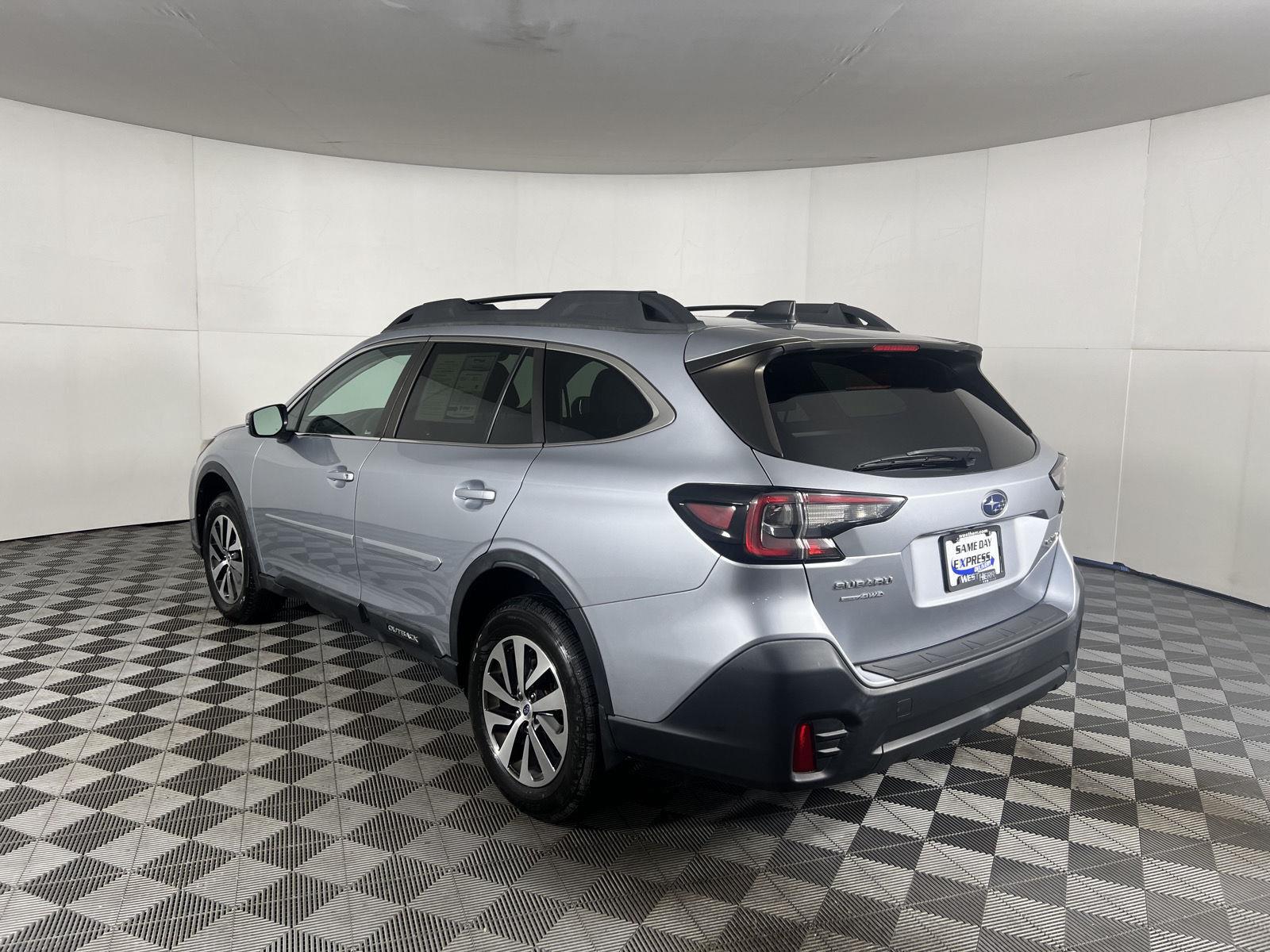 Used 2020 Ice Silver Metallic Subaru Premium image 41