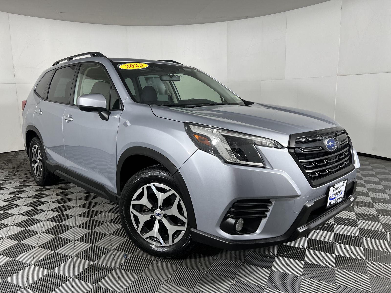 Used 2023 Ice Silver Metallic Subaru Premium image 42