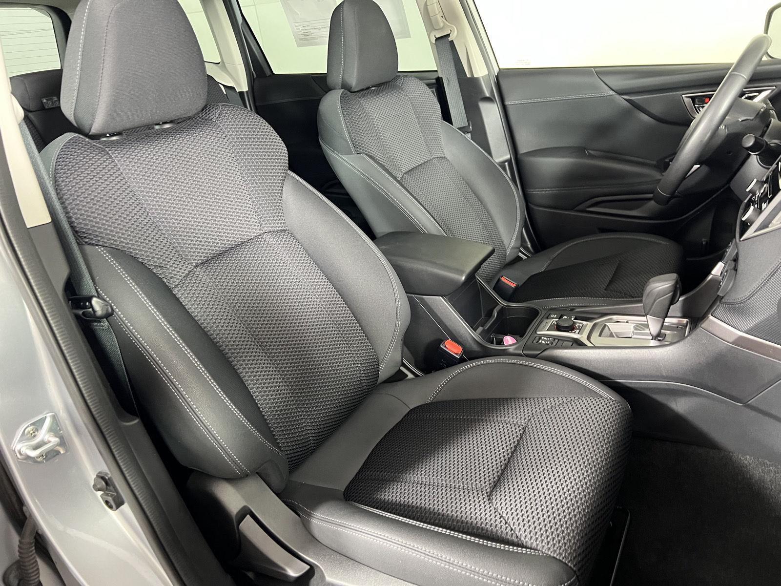 Used 2023 Ice Silver Metallic Subaru Premium image 43