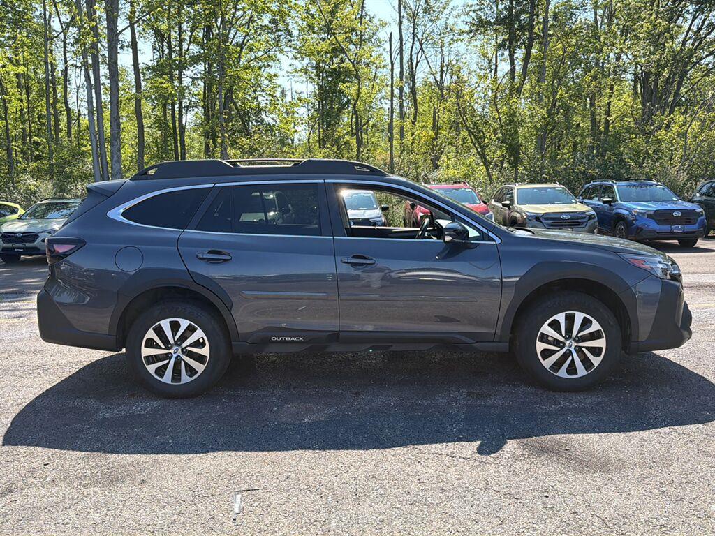 Used 2024 Magnetite Gray Metallic Subaru Premium image 7