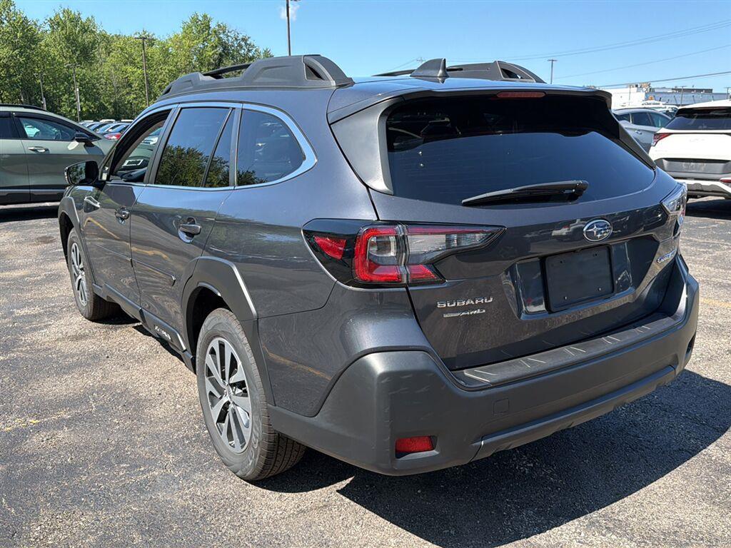 Used 2024 Magnetite Gray Metallic Subaru Premium image 10