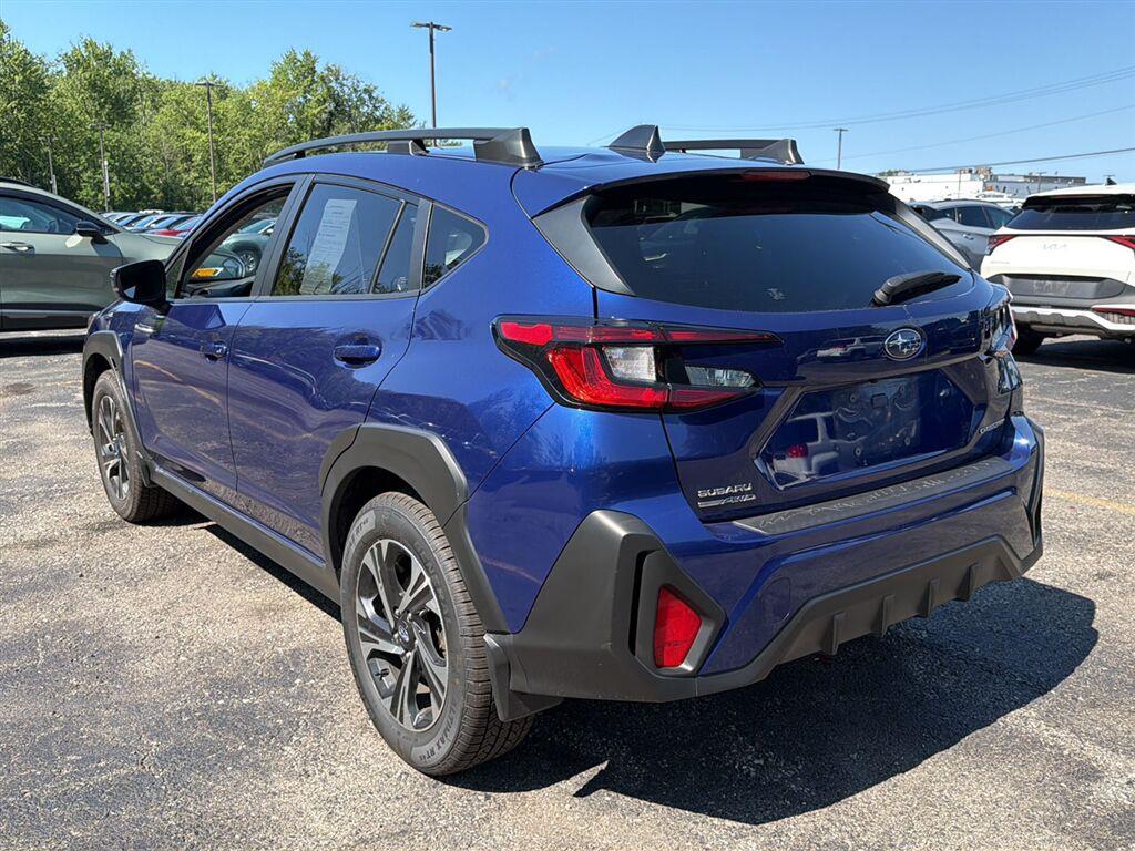 Used 2024 Sapphire Blue Pearl Subaru Premium image 10