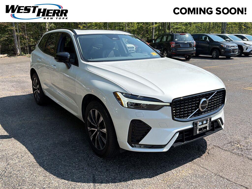 2025 Volvo XC60 B5 Core Dark Theme AWD