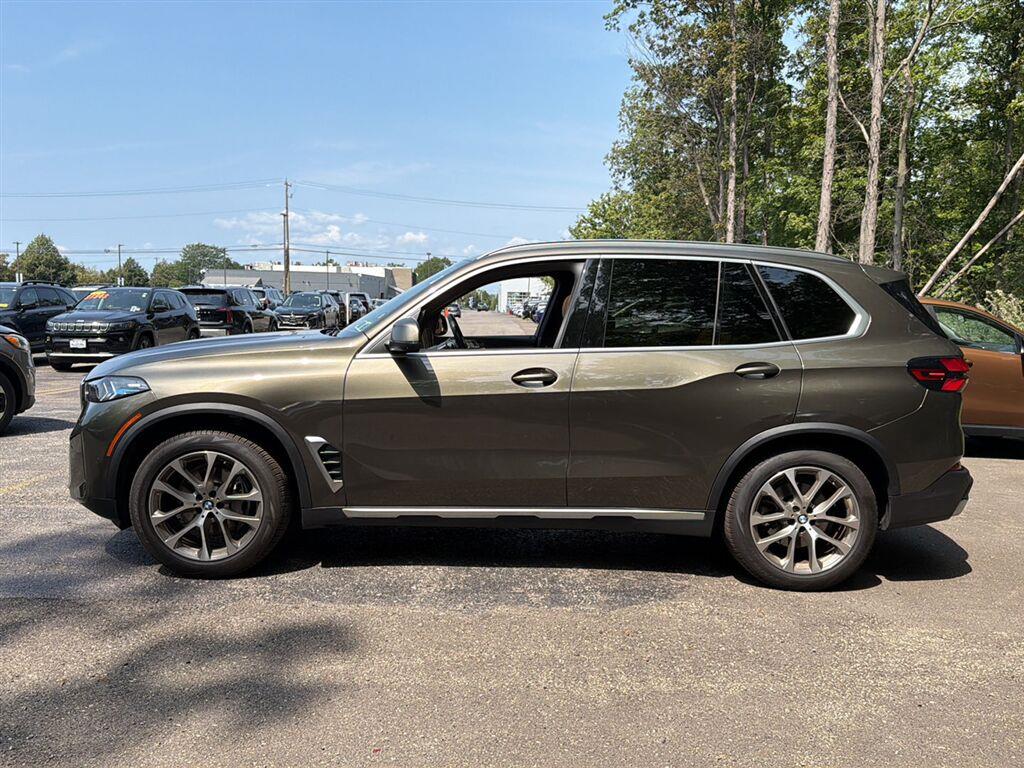 Used 2024 Manhattan Green Metallic BMW xDrive40i image 11