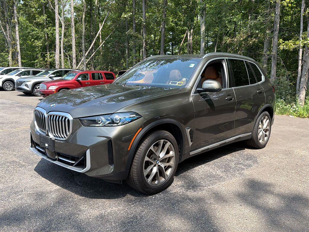 Used 2024 Manhattan Green Metallic BMW xDrive40i image 12