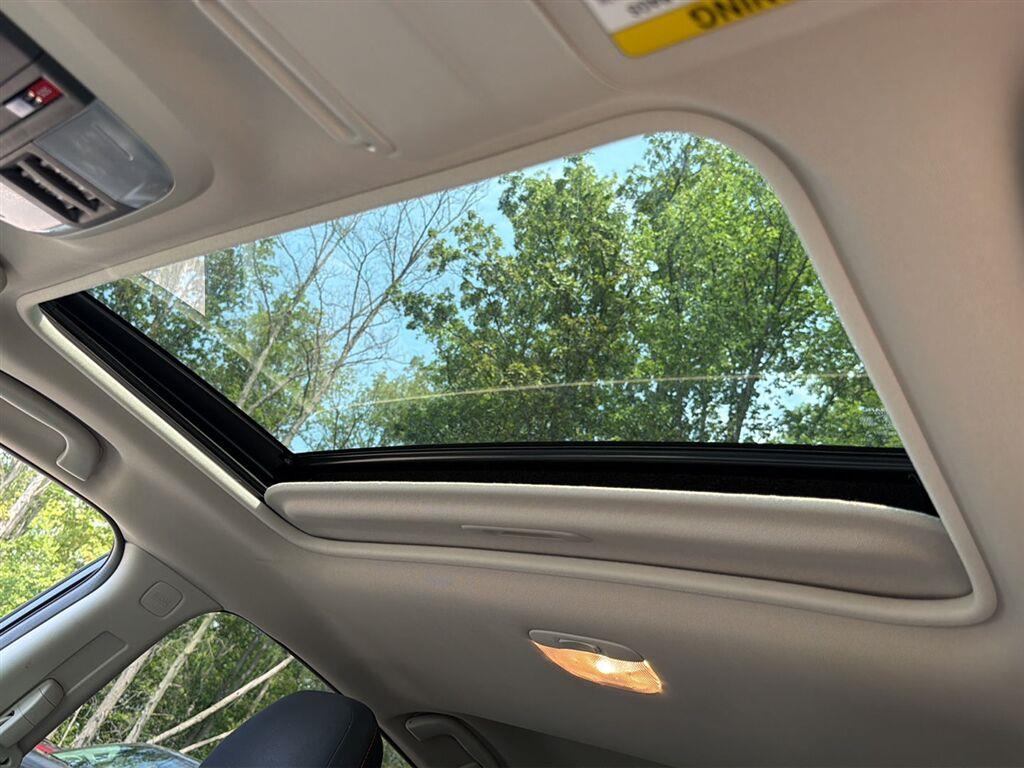 Used 2019 Dark Gray Metallic Subaru Premium image 3