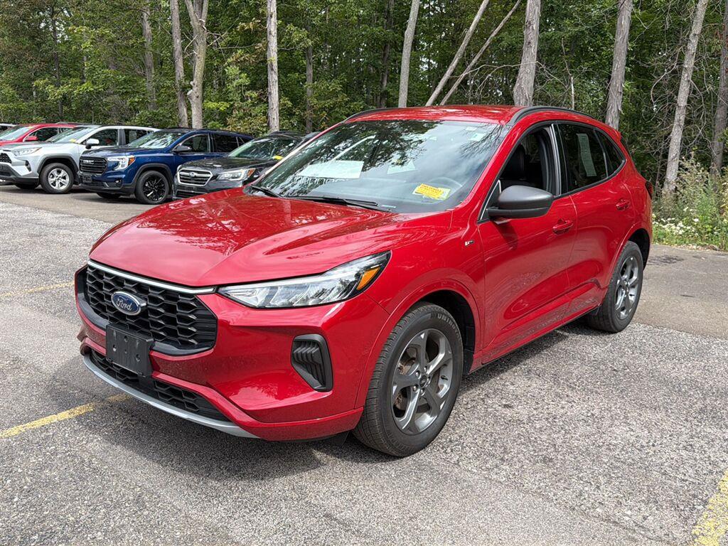 Used 2023 Rapid Red Metallic Tinted Clearcoat Ford ST-Line image 11