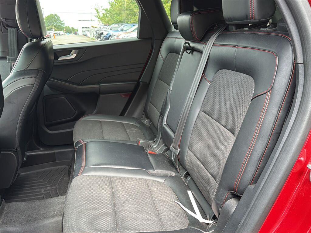 Used 2023 Rapid Red Metallic Tinted Clearcoat Ford ST-Line image 14