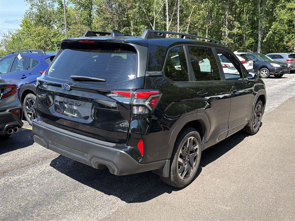 Certified Used 2025 Crystal Black Silica Subaru Limited image 8