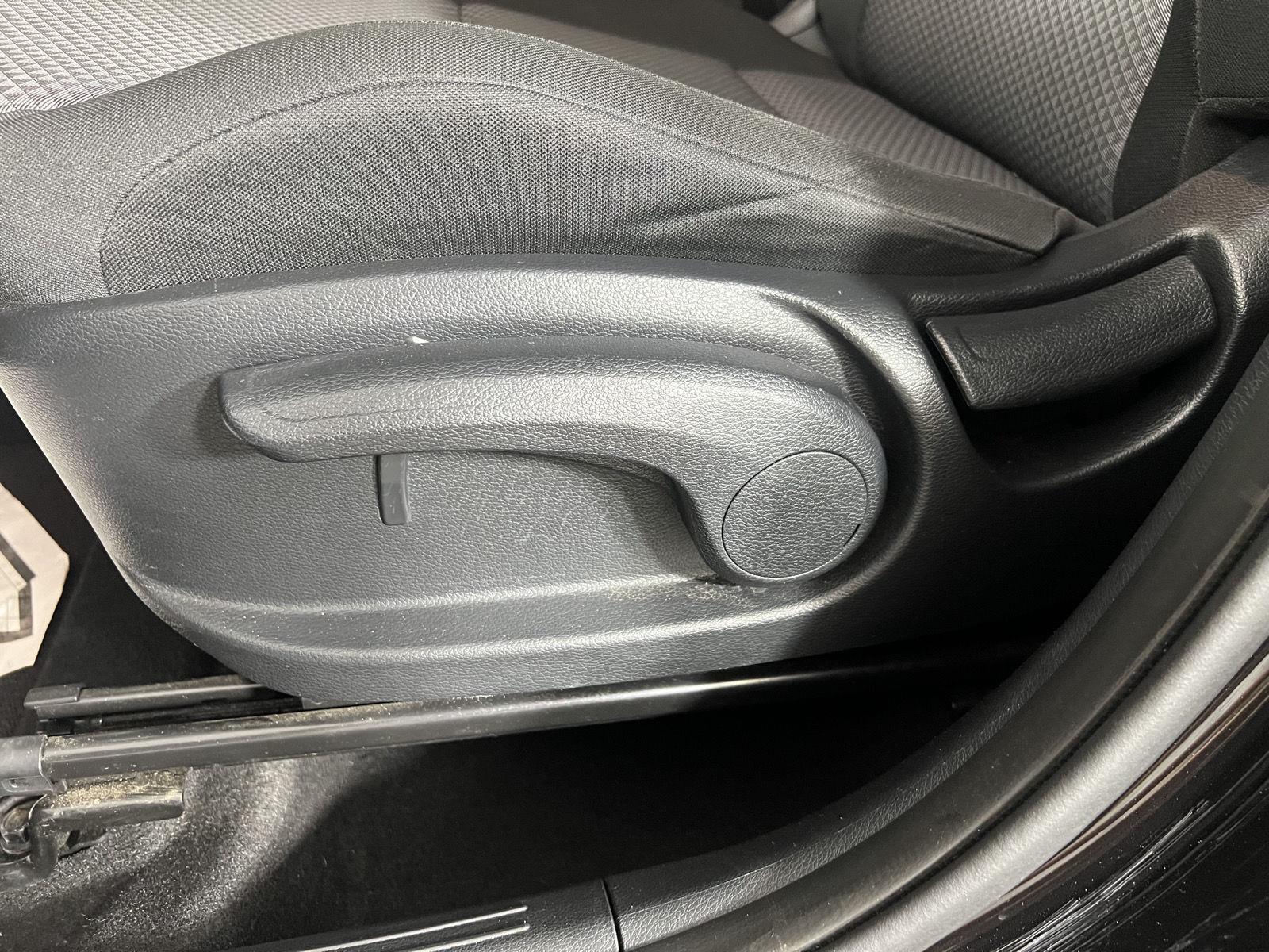 Used 2023 Fusion Black Kia LX image 15