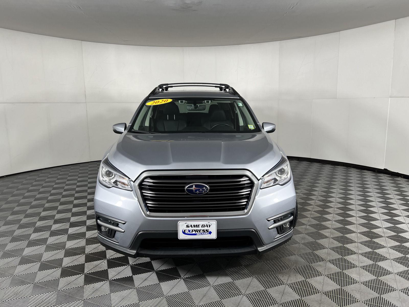 Used 2020 Ice Silver Metallic Subaru Limited image 40