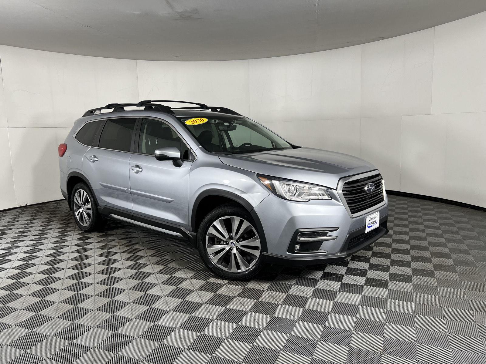 Used 2020 Ice Silver Metallic Subaru Limited image 41