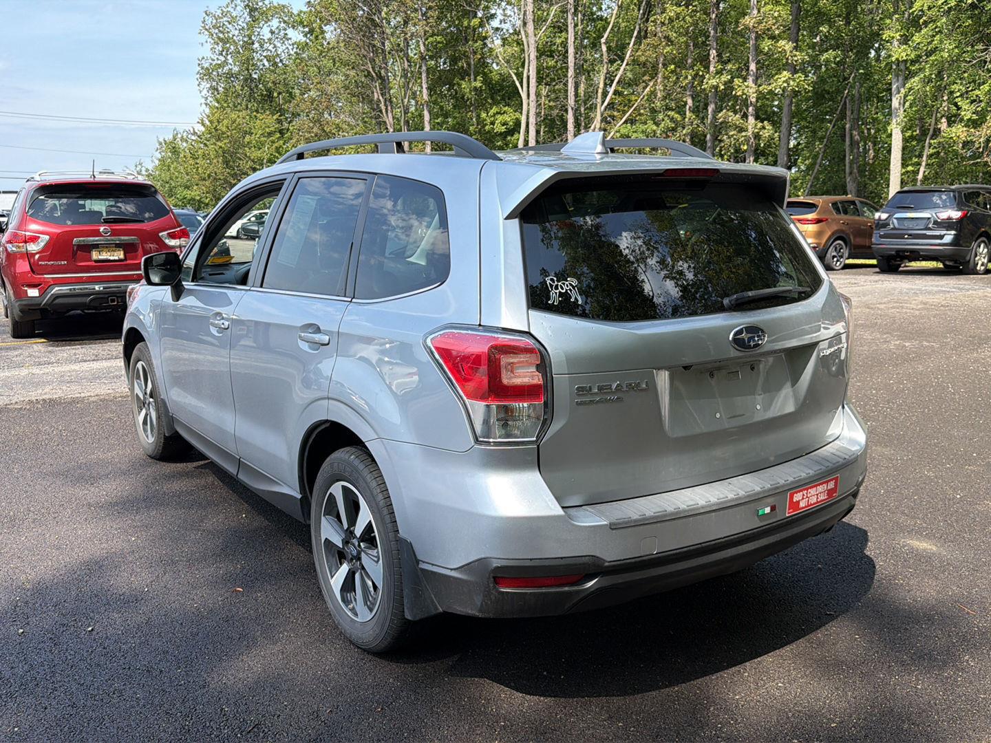 Used 2018 Ice Silver Metallic Subaru Limited image 10