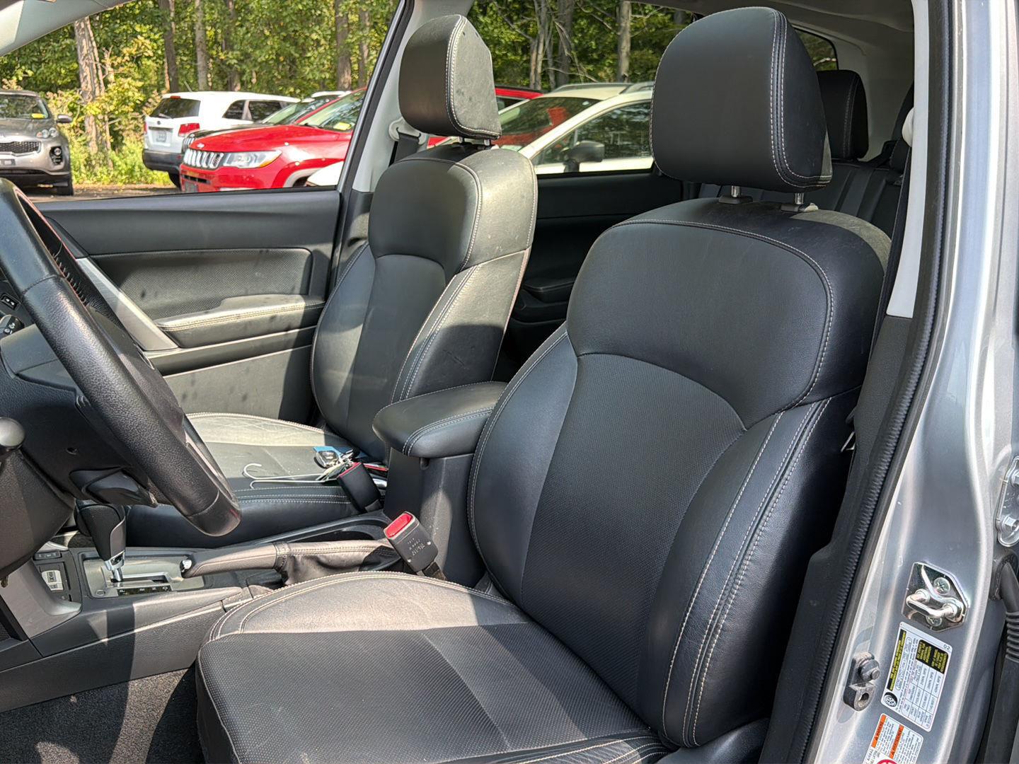 Used 2018 Ice Silver Metallic Subaru Limited image 14
