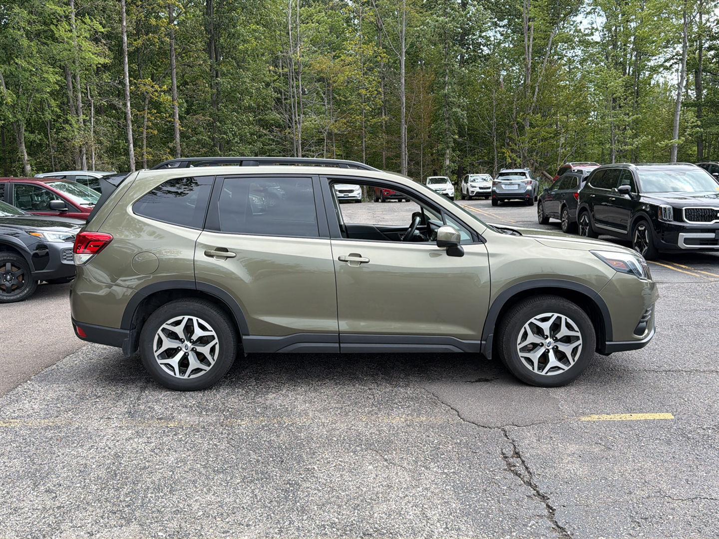 Certified Used 2024 Autumn Green Metallic Subaru Premium image 7