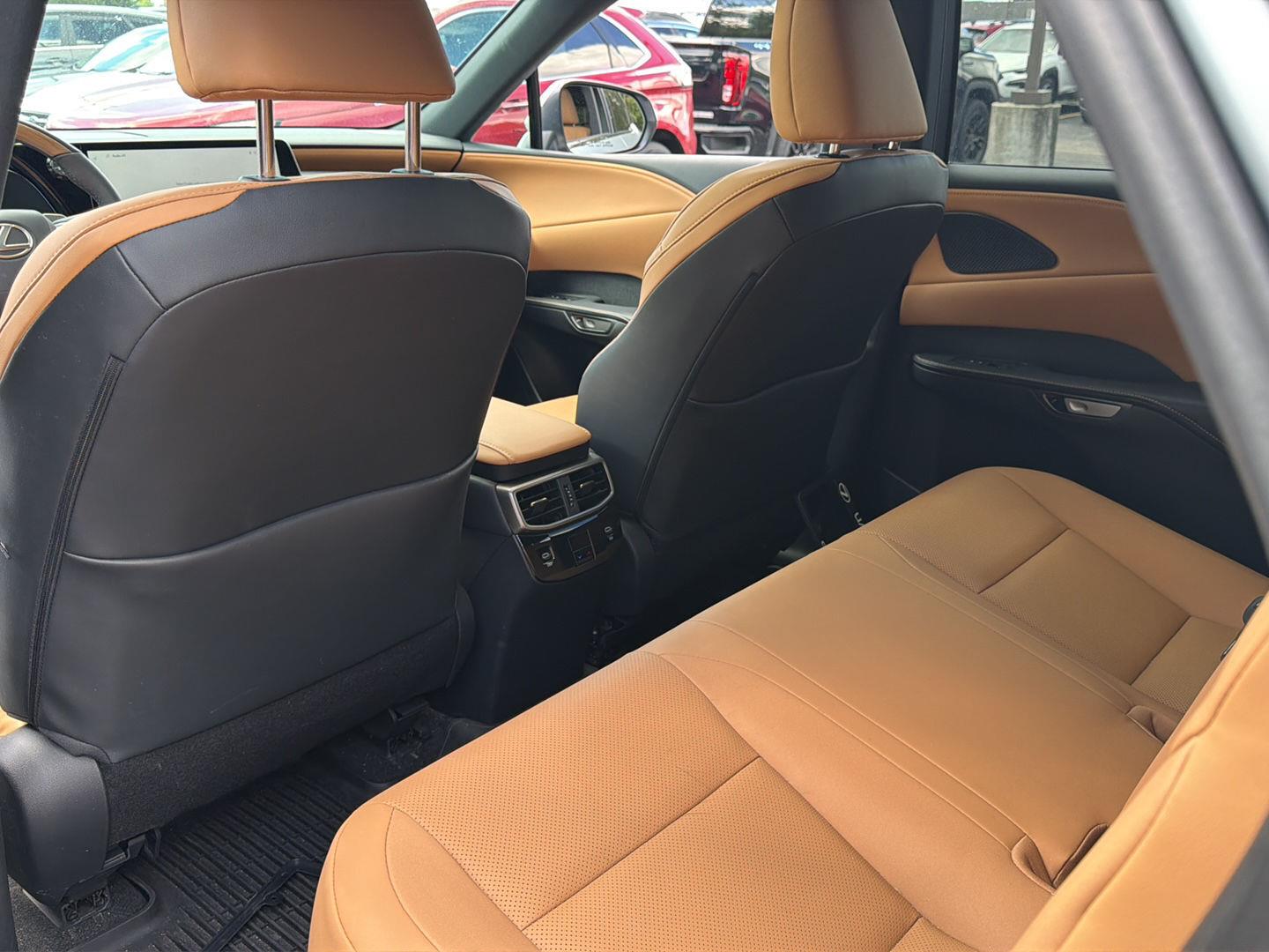 Used 2023 Iridium Lexus RX 350 Premium image 19