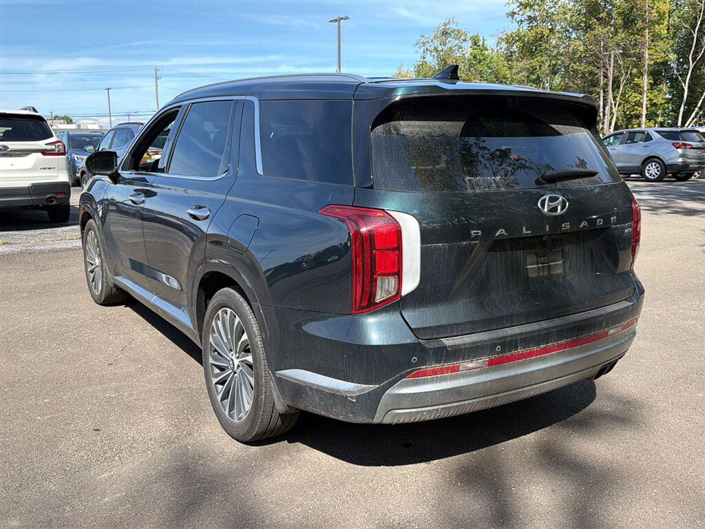 Used 2025 Robust Emerald Hyundai Calligraphy image 10