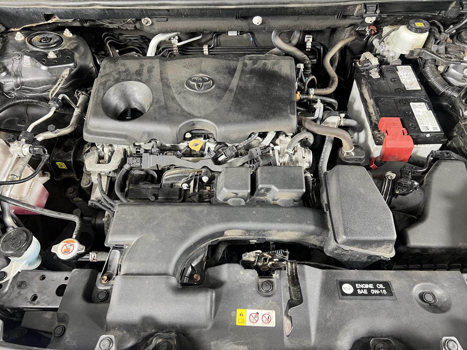 Used 2022 Magnetic Gray Metallic Toyota LE image 18
