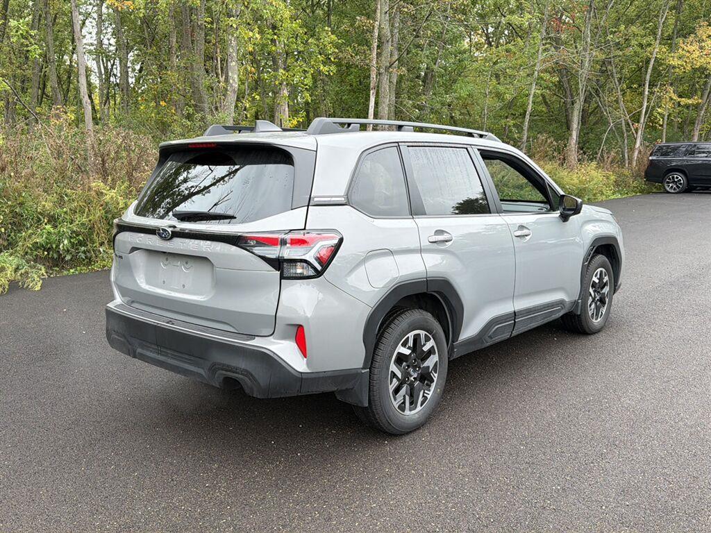 Certified Used 2025 River Rock Pearl Subaru Premium image 8