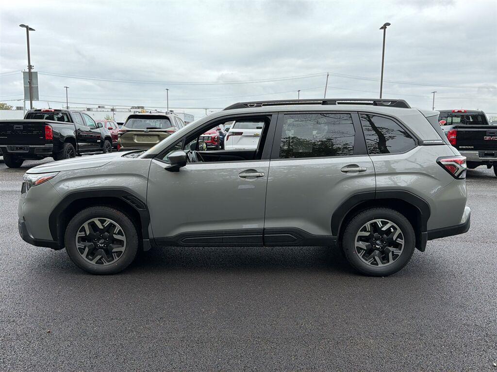 Certified Used 2025 River Rock Pearl Subaru Premium image 11