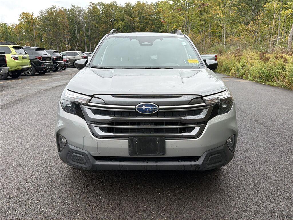 Certified Used 2025 River Rock Pearl Subaru Premium image 13