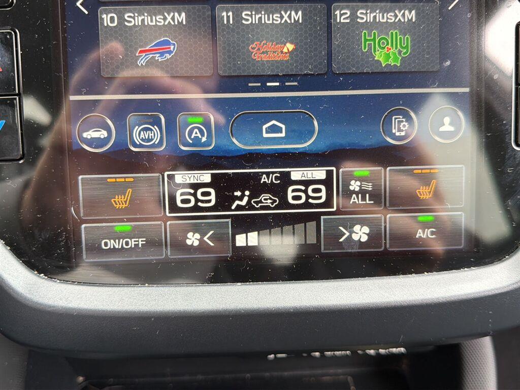 Certified Used 2025 River Rock Pearl Subaru Premium image 4