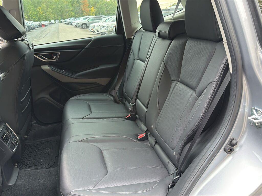 Certified Used 2023 Ice Silver Metallic Subaru Limited image 15
