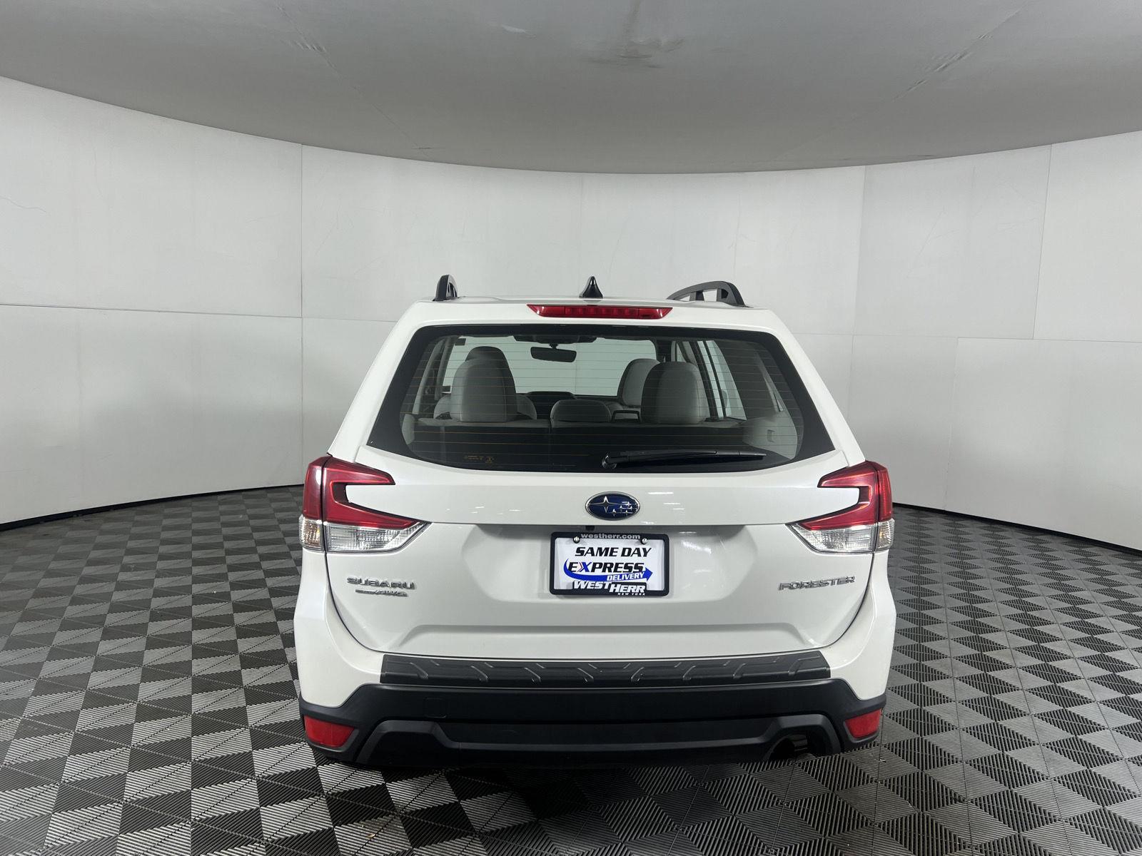 Certified Used 2024 Crystal White Pearl Subaru  image 5
