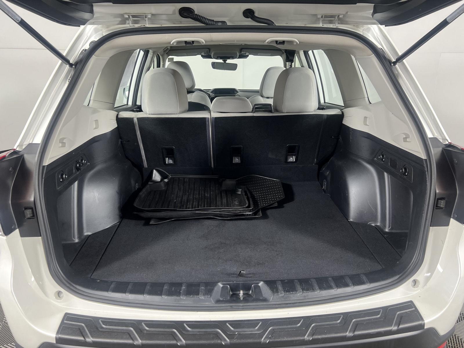 Certified Used 2024 Crystal White Pearl Subaru  image 6