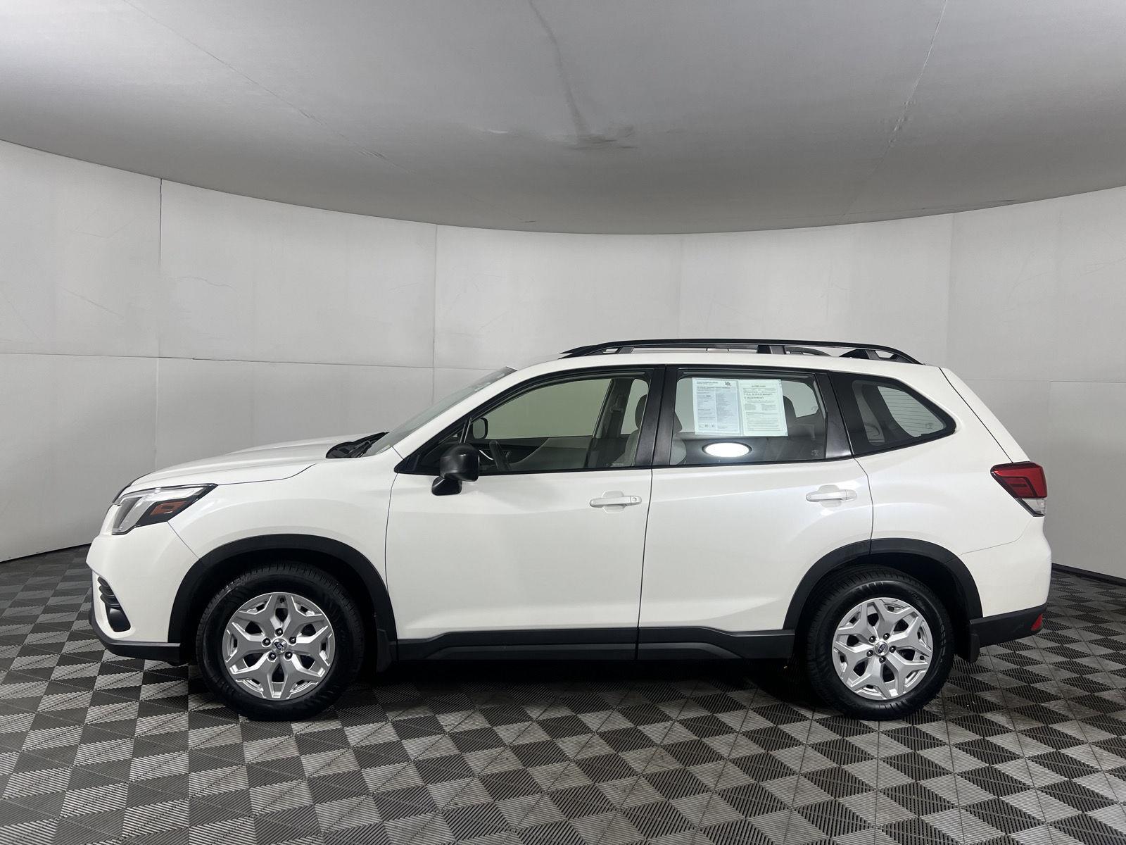 Certified Used 2024 Crystal White Pearl Subaru  image 9