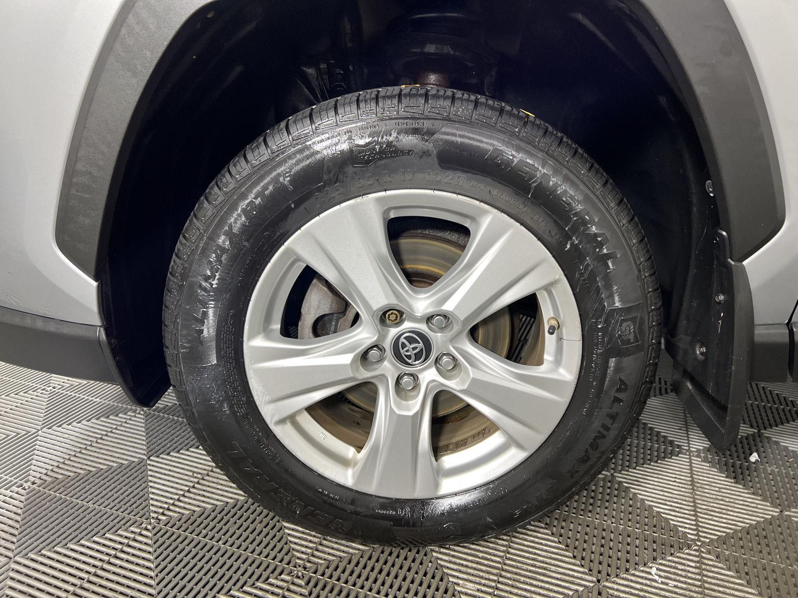 Used 2019 Silver Sky Metallic Toyota XLE image 23