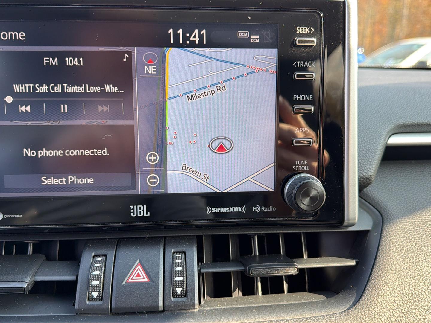 Used 2019 Ruby Flare Pearl Toyota Adventure image 4