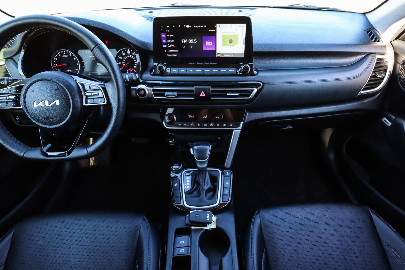 2023 Kia Seltos SX - Photo 28