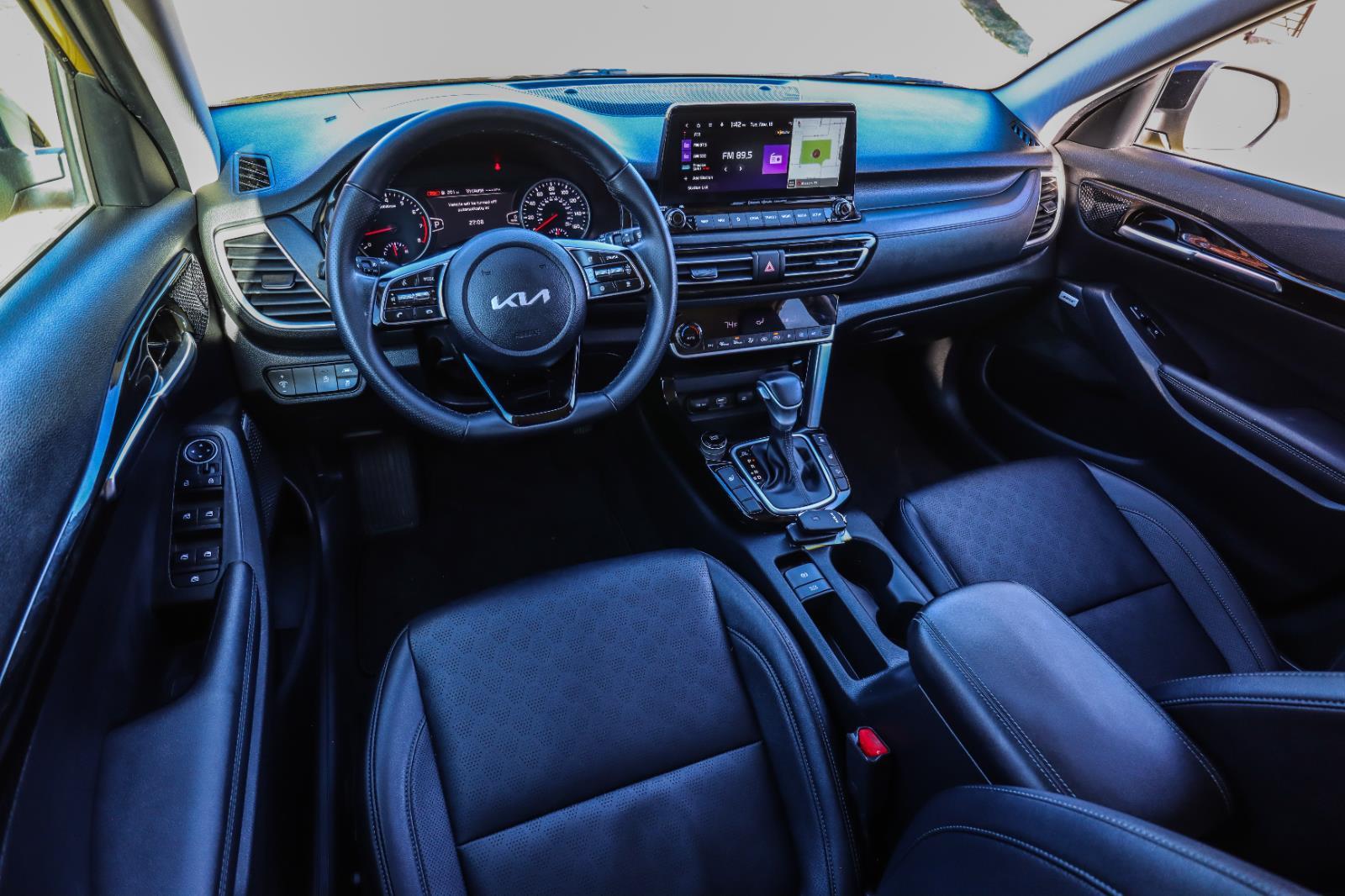 2023 Kia Seltos SX - Photo 24