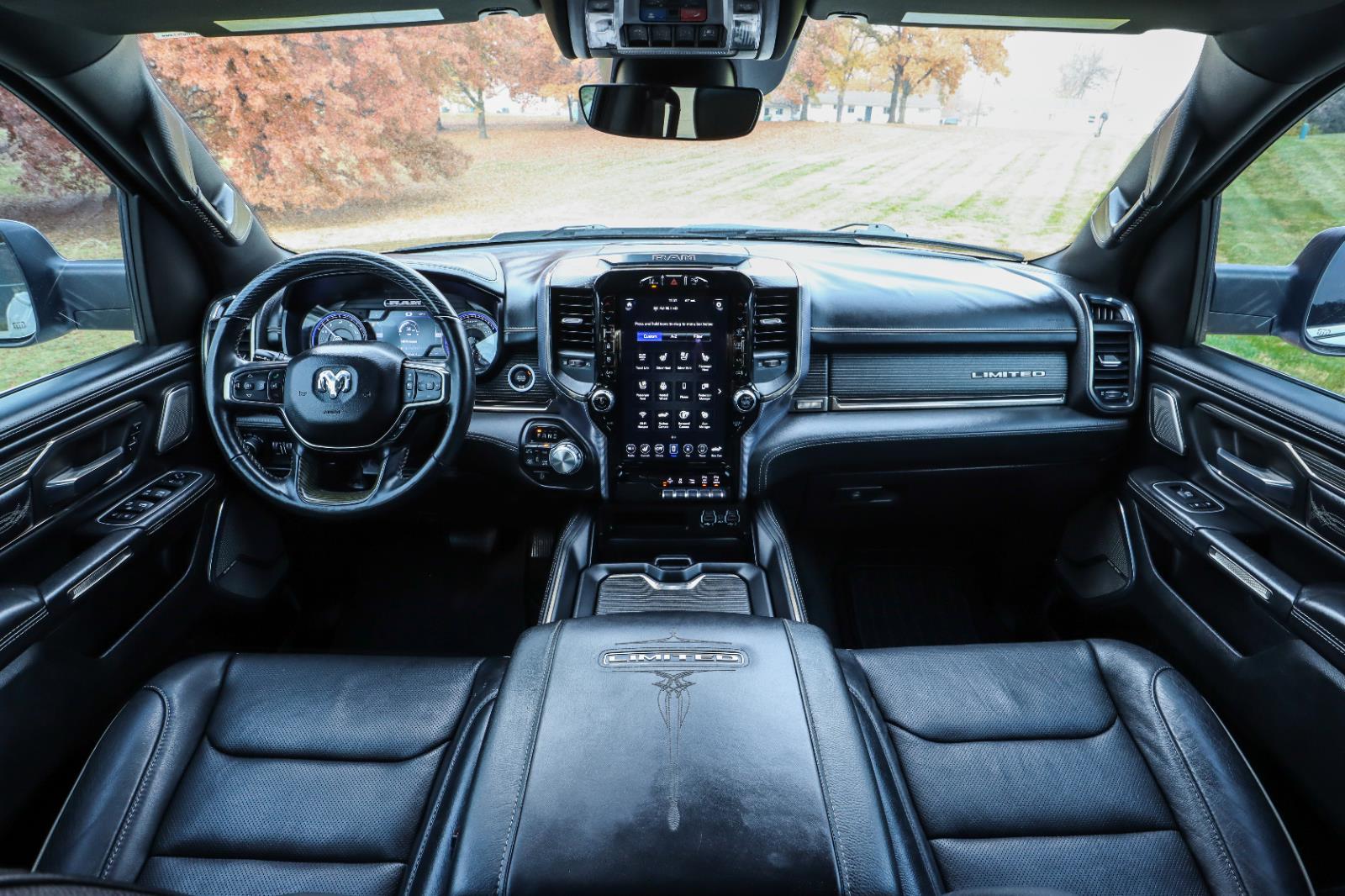 2020 RAM 1500 Limited 4x4 Crew Cab 5'7's photo