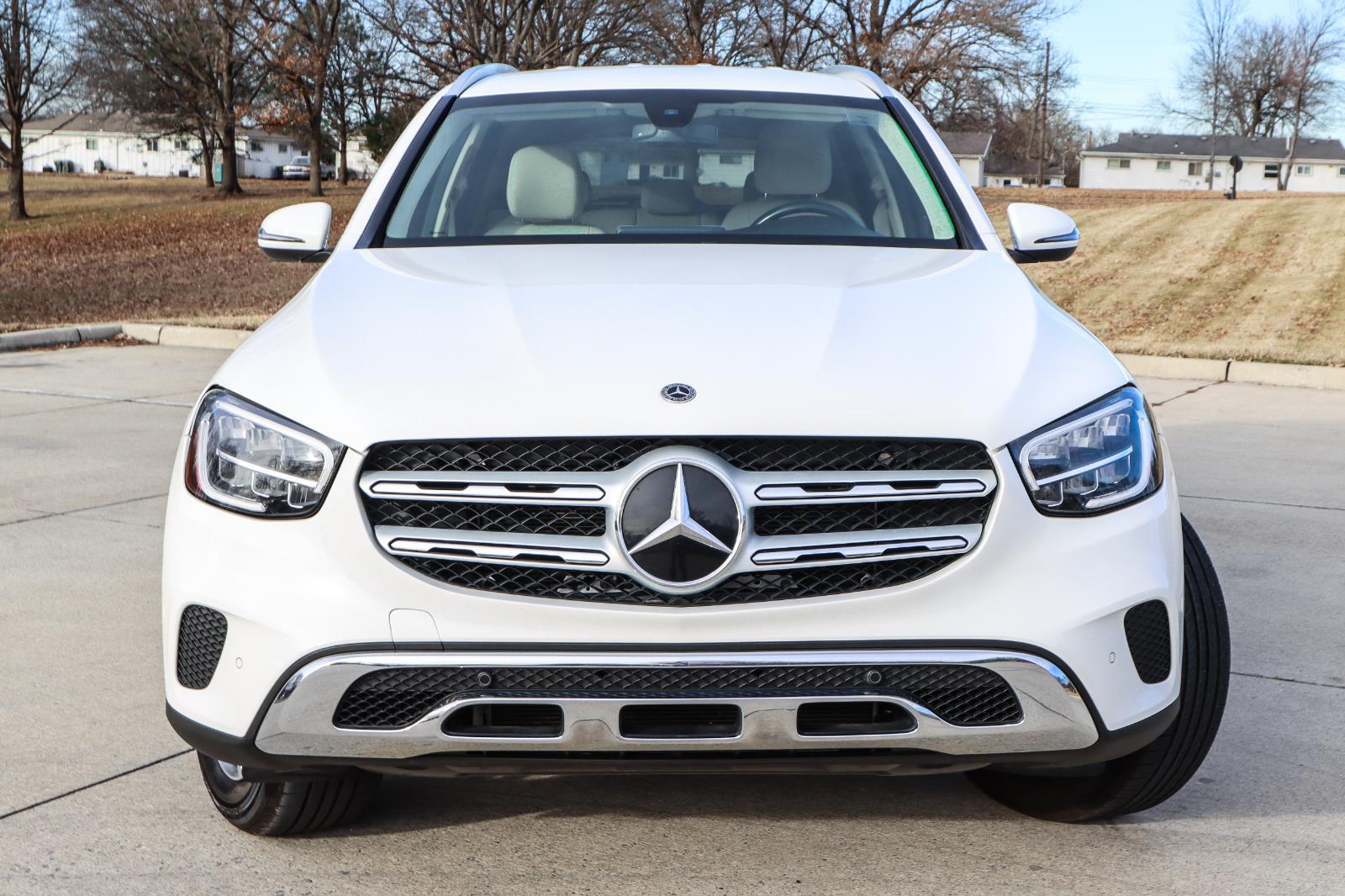 2021 Mercedes-Benz GLC GLC300 - Photo 13
