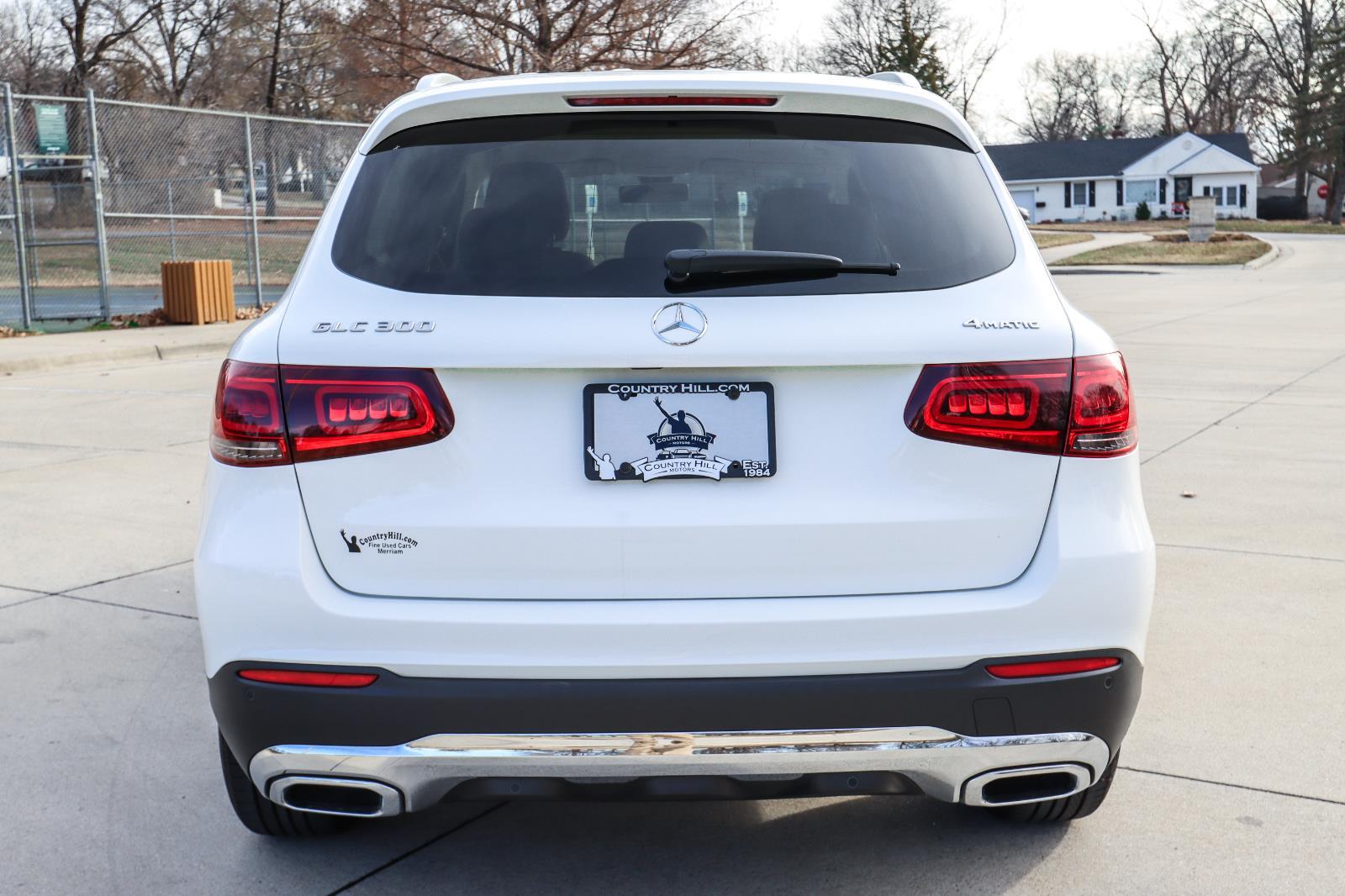 2021 Mercedes-Benz GLC GLC300 - Photo 14