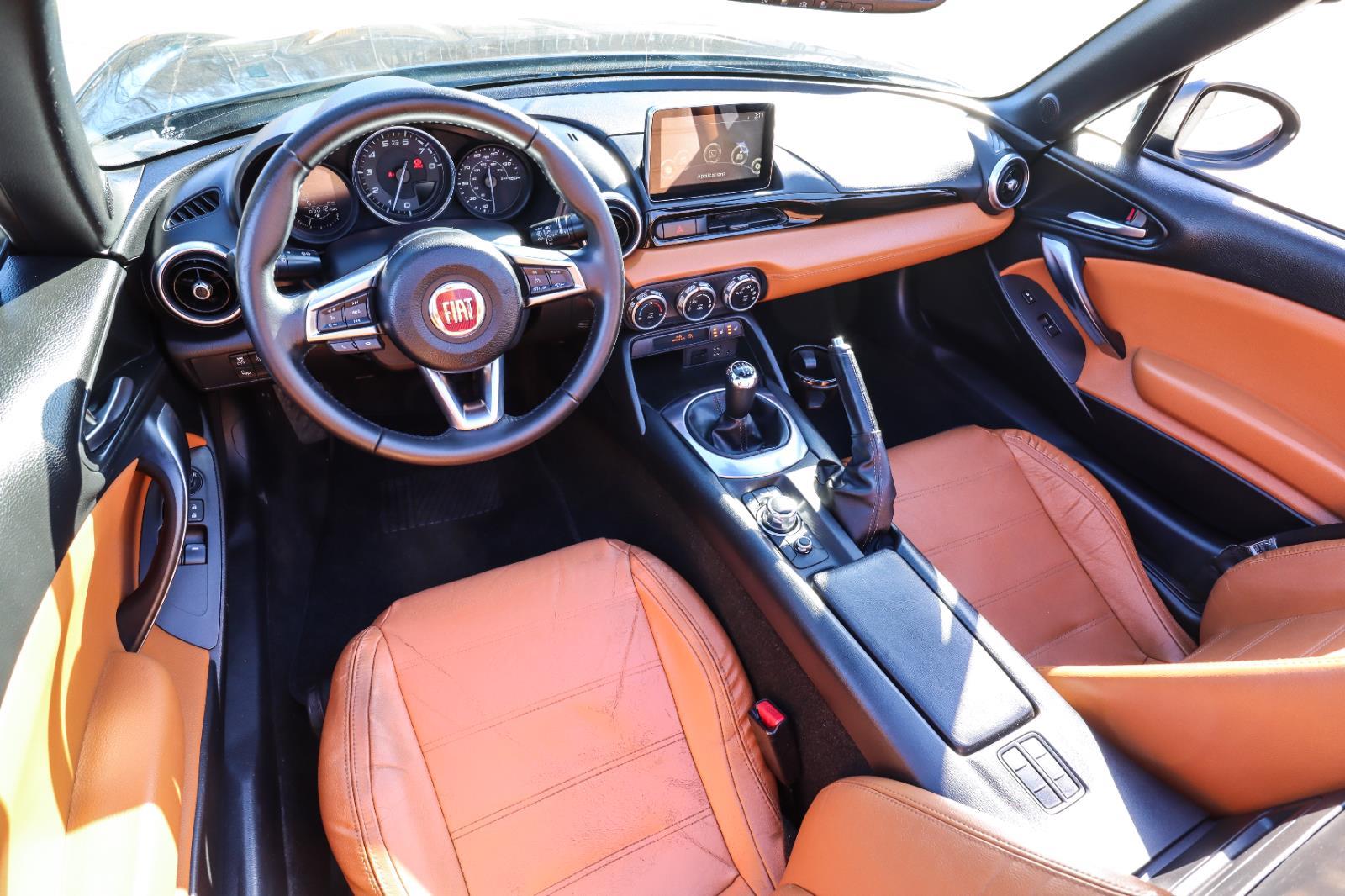 2017 FIAT 124 Spider Lusso - Photo 23