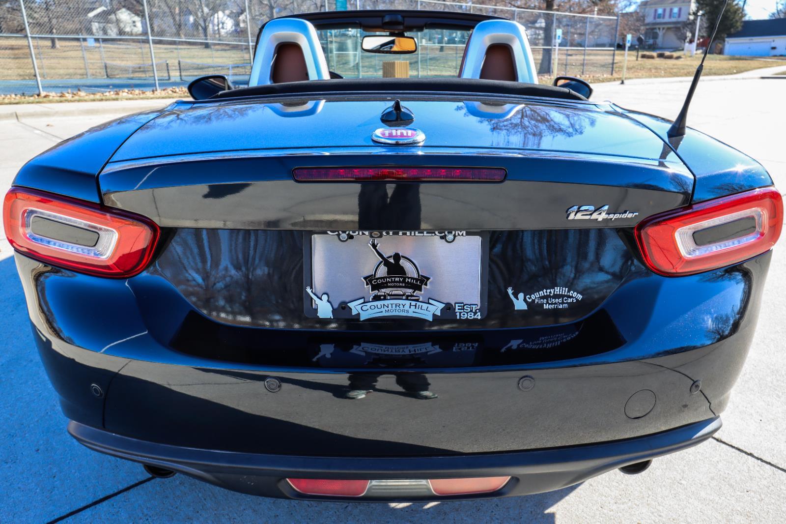 2017 FIAT 124 Spider Lusso - Photo 41