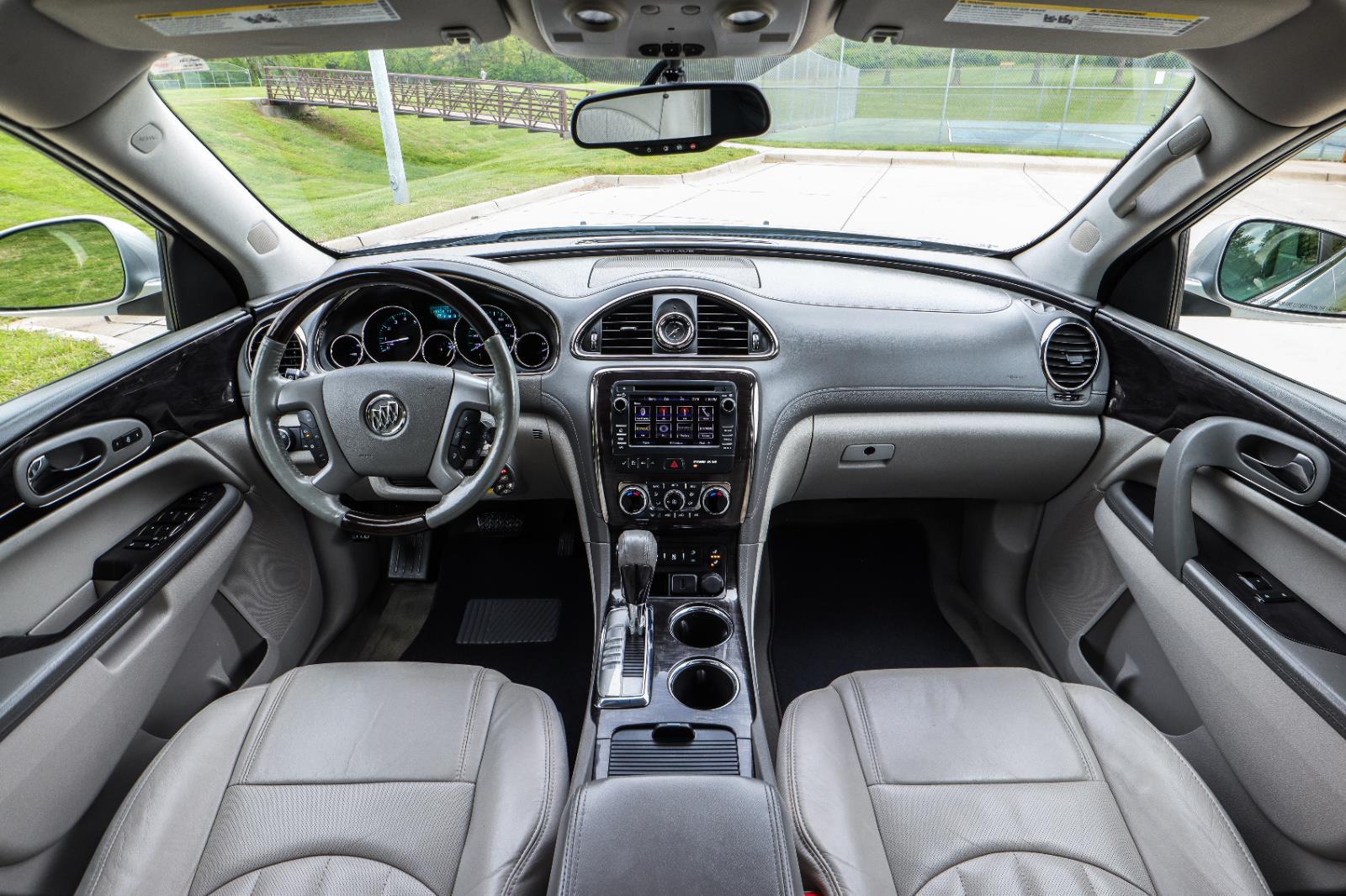 2015 Buick Enclave Leather AWD's photo