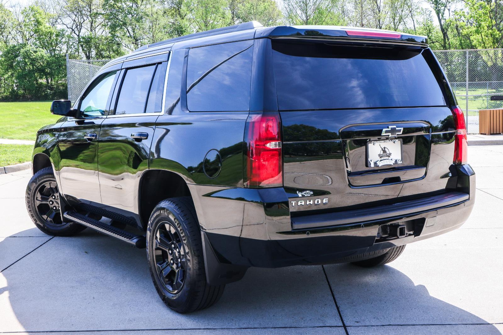 2019 Chevrolet Tahoe LS - Photo 14