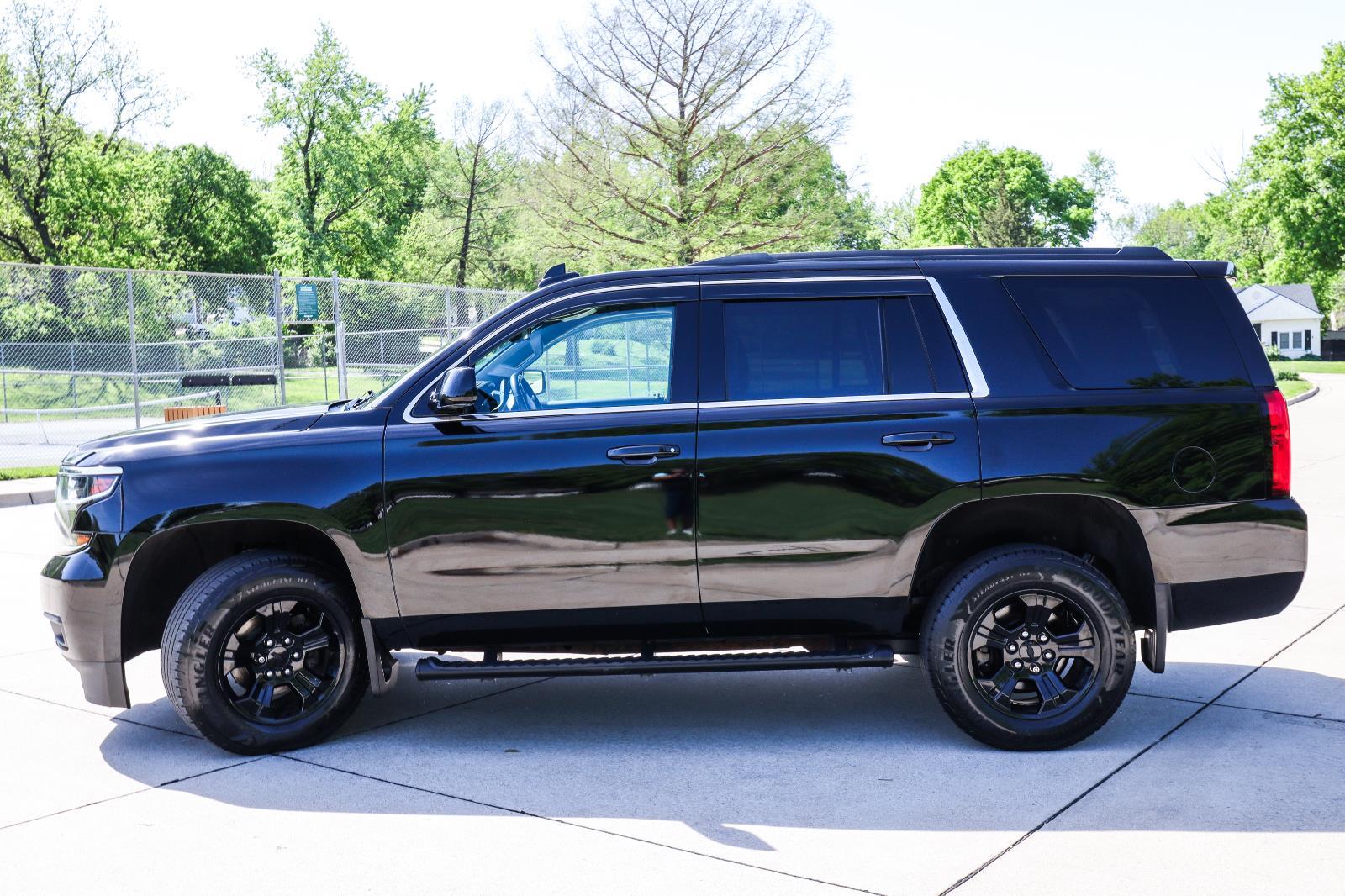 2019 Chevrolet Tahoe LS - Photo 3