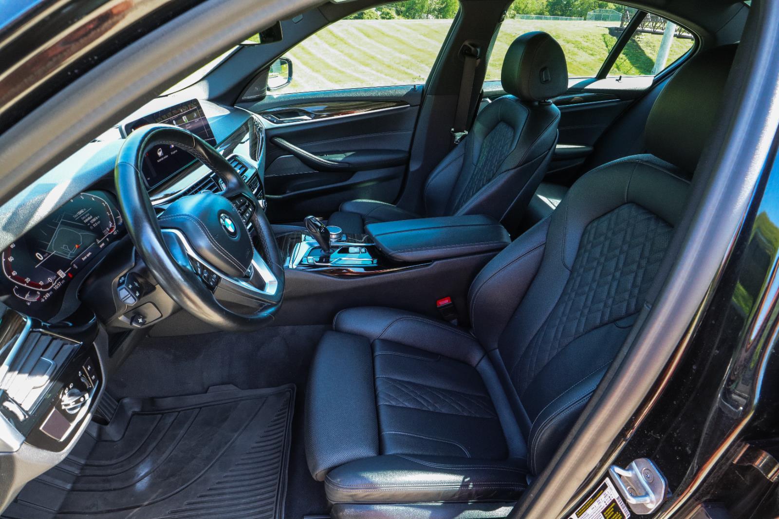 2021 BMW 5 Series 530i - Photo 38